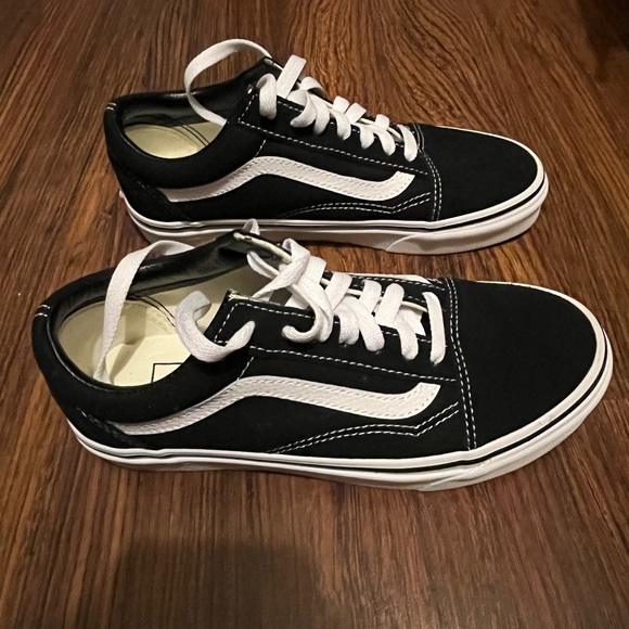 Vans Old Skool - Picture 1 of 5